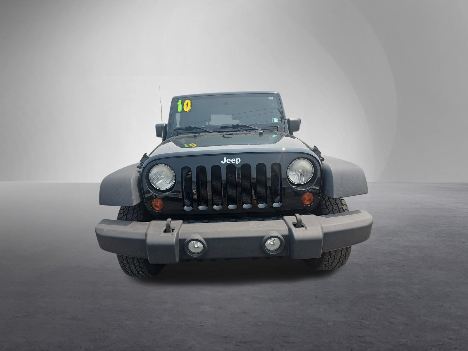 Used 2010 Jeep Wrangler Rubicon w/ Dual Top Group AWD/4WD image 9