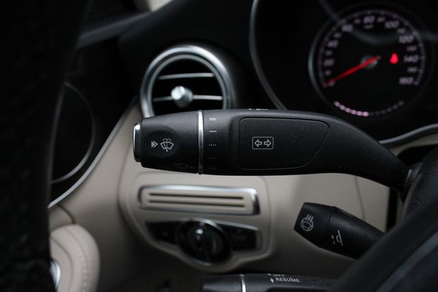 Used 2016 Mercedes-Benz C 300 4MATIC Sedan image 11
