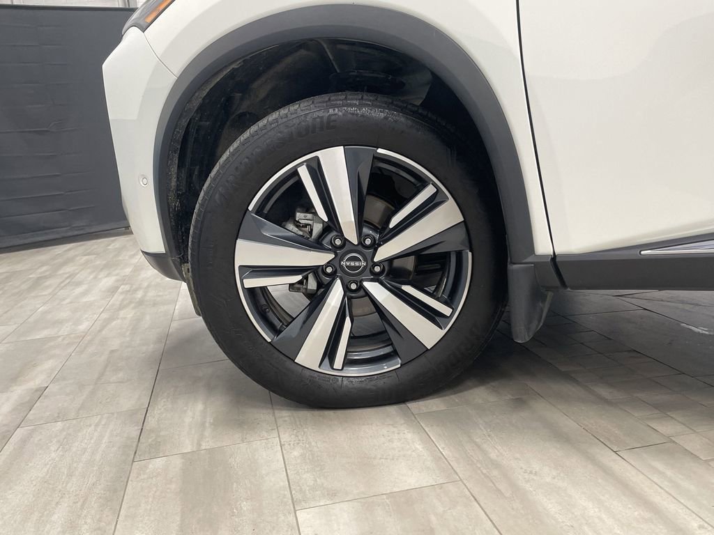 Used 2023 Nissan Rogue SL w/ SL Premium Package image 36