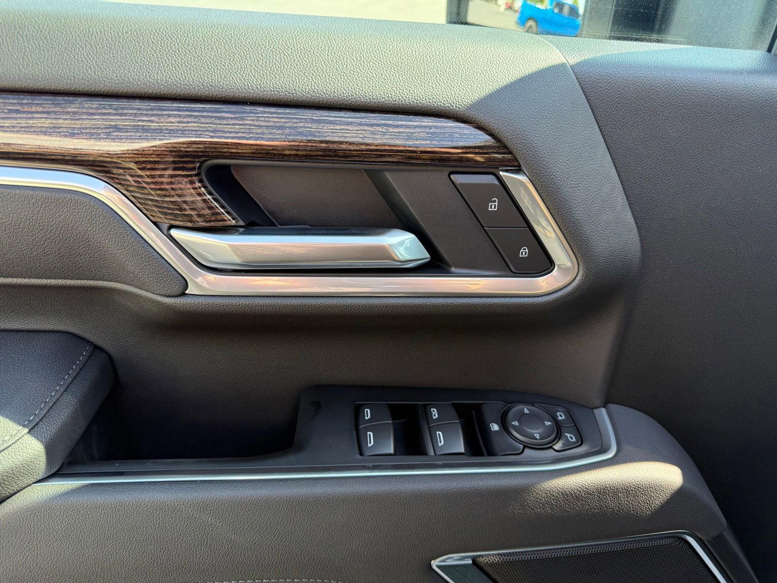 New 2026 GMC Sierra 2500 SLE AWD/4WD image 13
