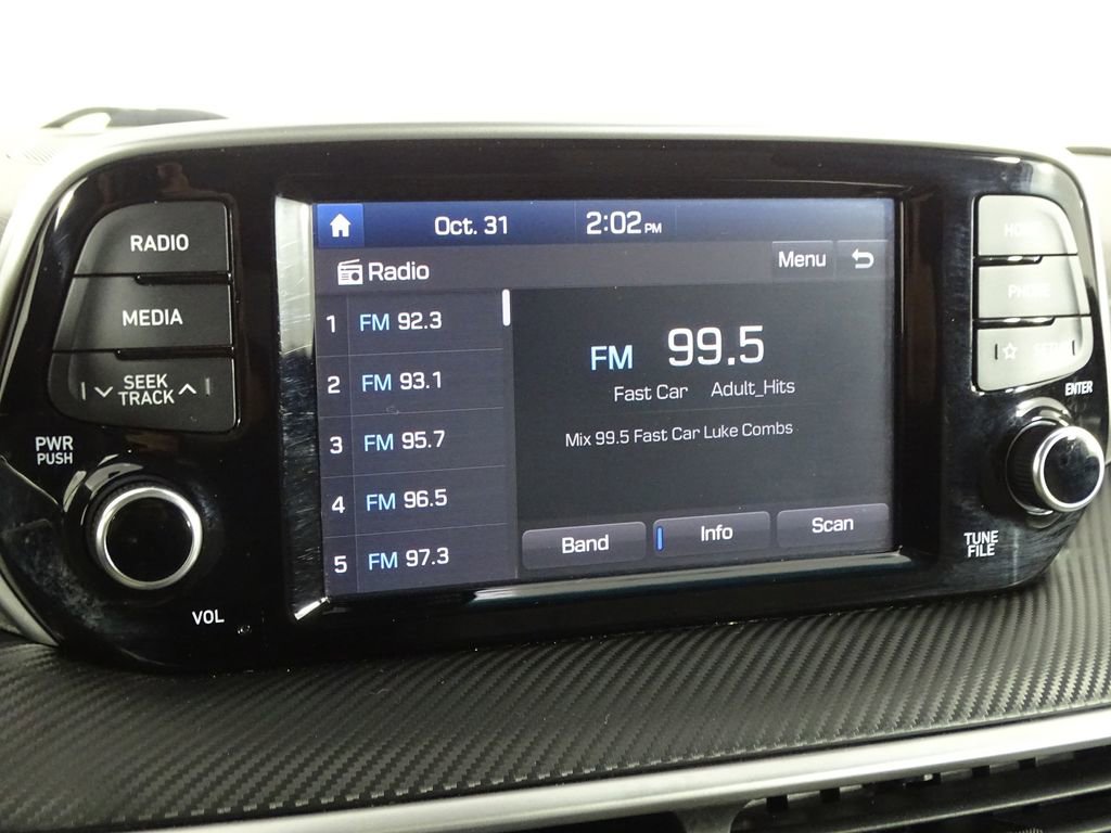 Used 2020 Hyundai Tucson SE image 25