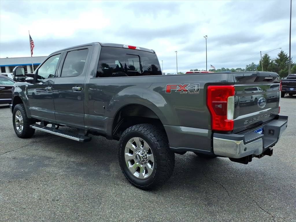 Used 2018 Ford F250 Lariat w/ Lariat Ultimate Package AWD/4WD image 5