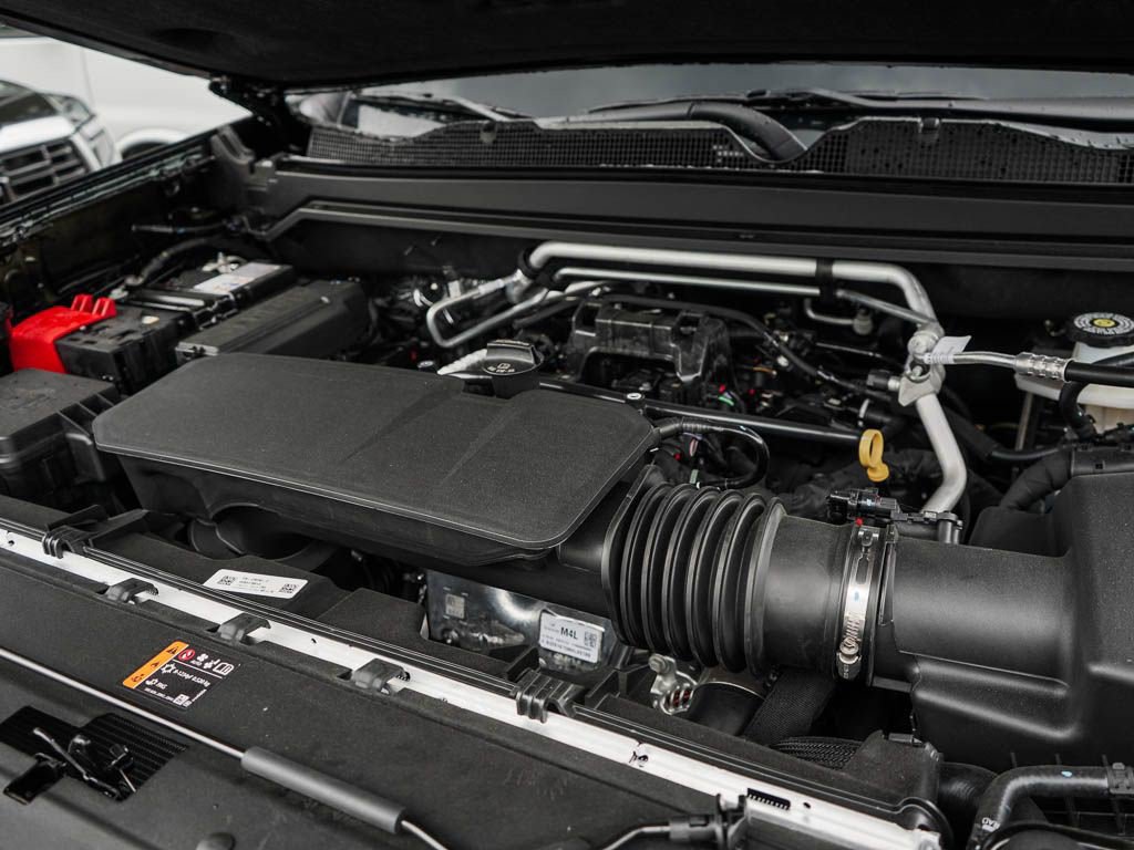 New 2026 GMC Canyon AT4 w/ Technology Plus Package AWD/4WD image 7
