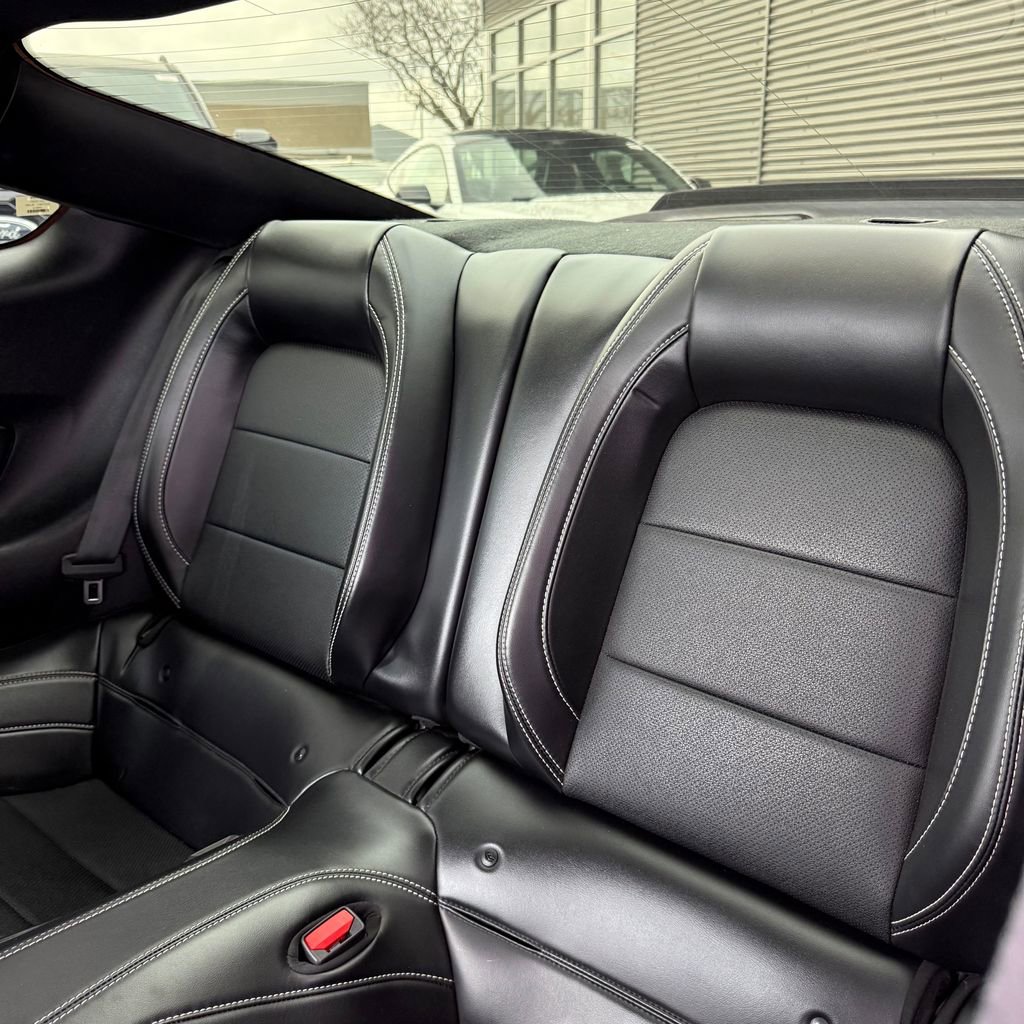 Used 2021 Ford Mustang Shelby GT500 w/ Technology Package image 21