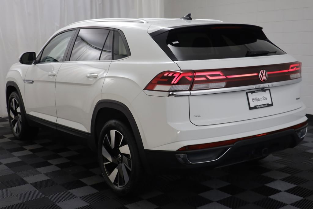 Used 2025 Volkswagen Atlas Cross Sport SE AWD/4WD image 13