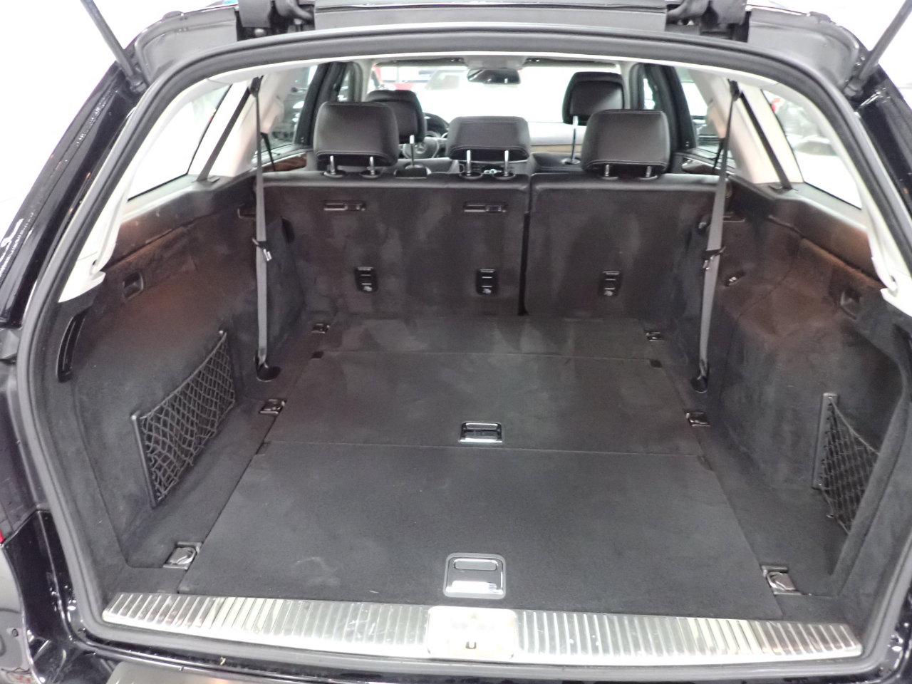 Used 2014 Mercedes-Benz E 350 4MATIC Wagon w/ Premium 1 Package image 22