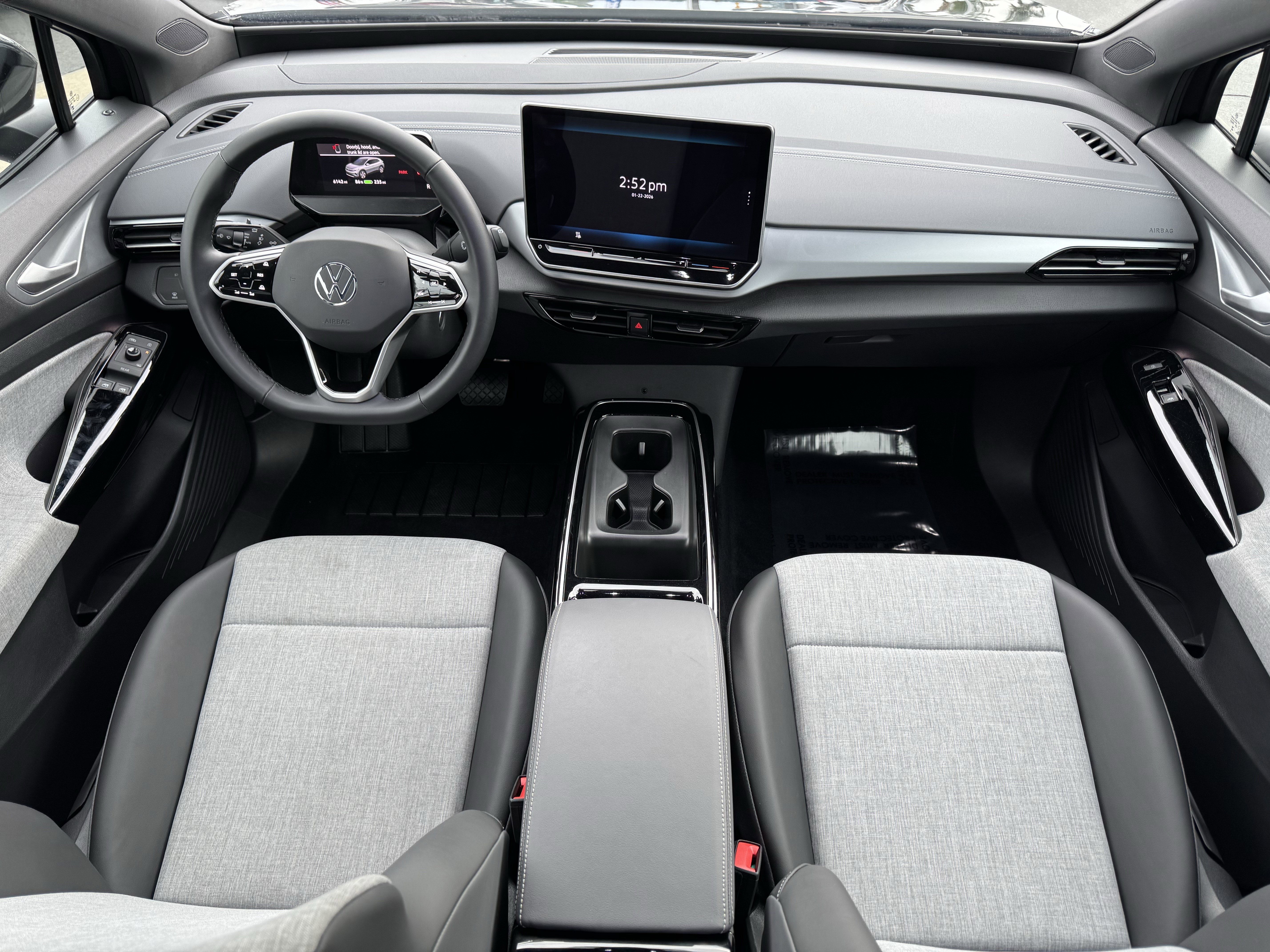 Used 2025 Volkswagen ID.4 Pro image 31