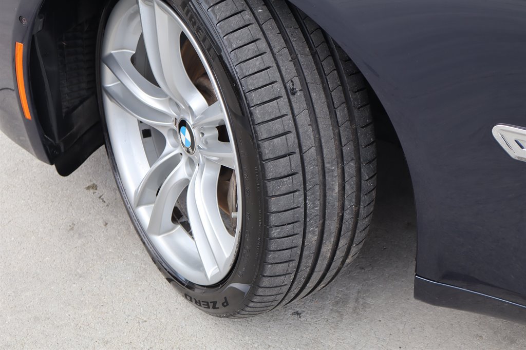 Used 2015 BMW 750Li RWD image 10