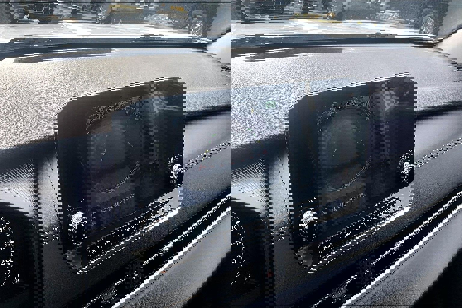 Used 2023 Mitsubishi Outlander SEL image 23