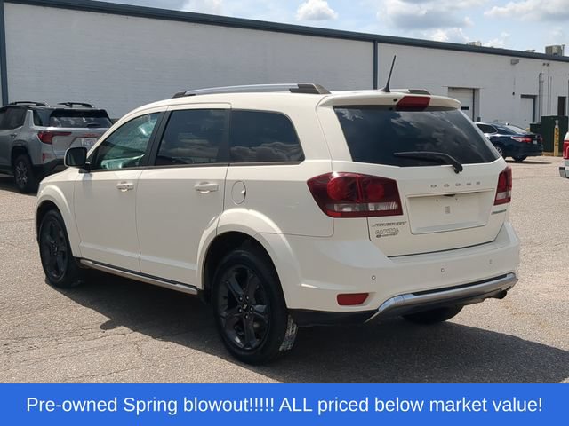 Used 2020 Dodge Journey Crossroad FWD image 11