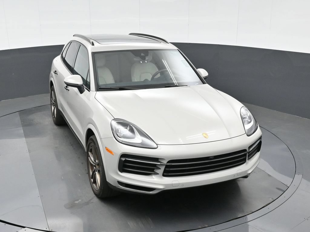 Certified 2023 Porsche Cayenne Platinum Edition AWD/4WD image 32