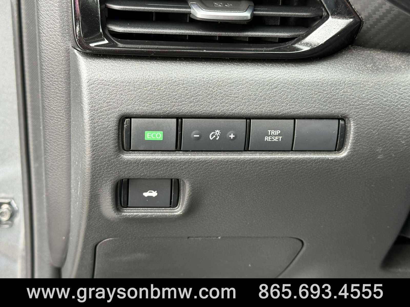 Used 2021 Nissan Sentra SV w/ Trunk Package image 28