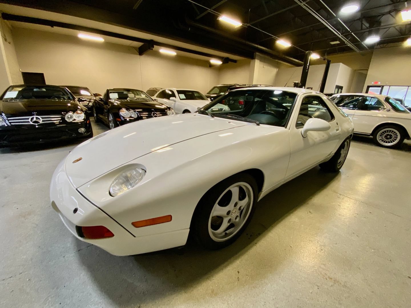 Used 1994 Porsche 928 GTS RWD image 6