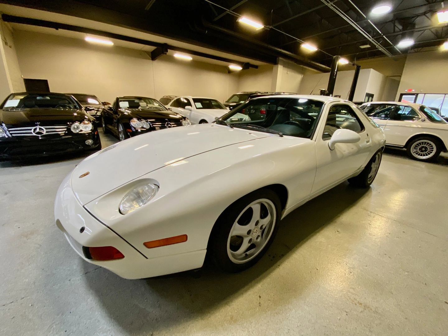 Used 1994 Porsche 928 GTS RWD image 6