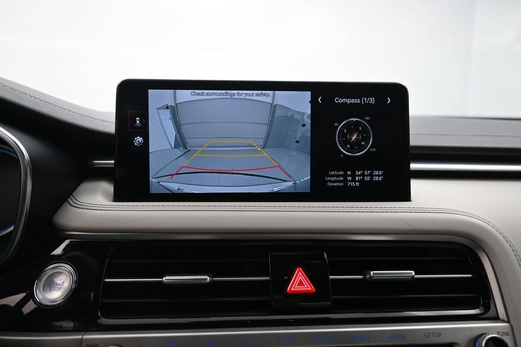 Used 2025 Genesis G70 2.5T RWD image 13