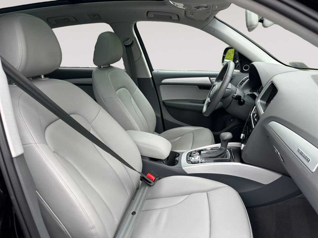 Used 2016 Audi Q5 2.0T Premium Plus AWD/4WD image 15