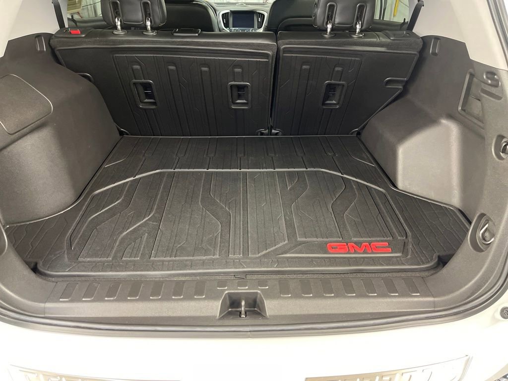 Used 2020 GMC Terrain SLT w/ Preferred Package image 11