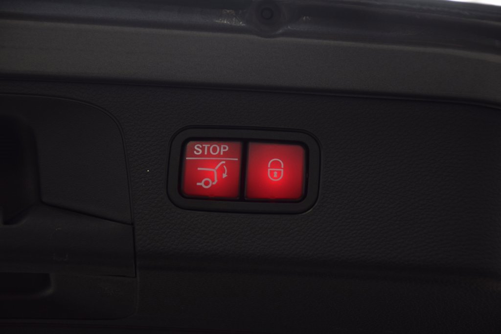 Used 2022 Mercedes-Benz GLC 300 image 33