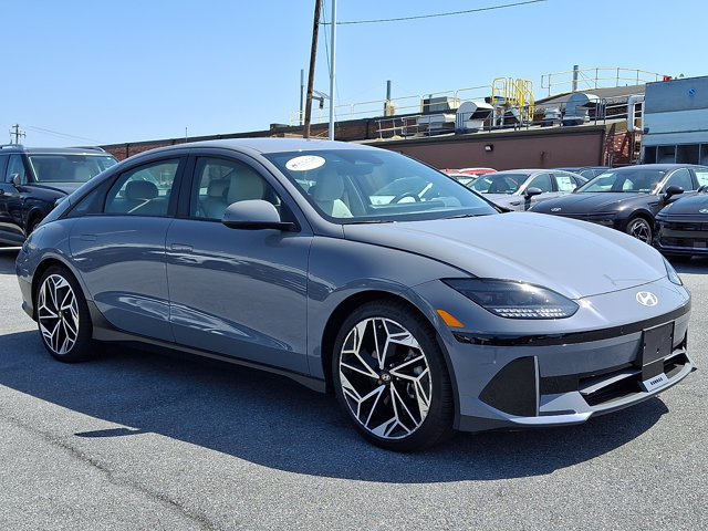 Certified 2023 Hyundai Ioniq 6 SEL w/ Cargo Package AWD/4WD image 3
