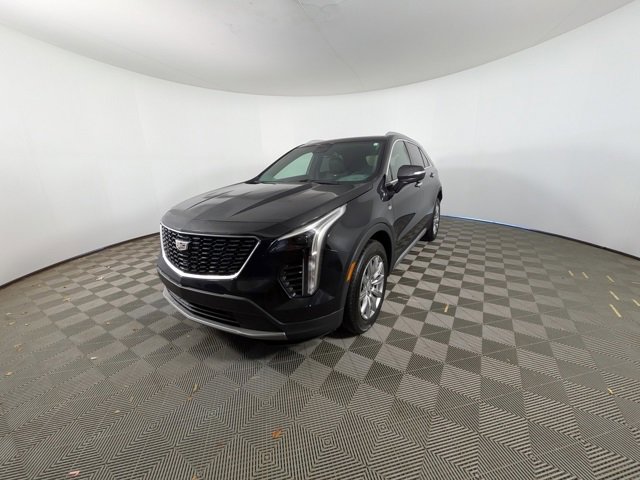 Certified 2023 Cadillac XT4 Premium Luxury w/ Cold Weather Package image 28