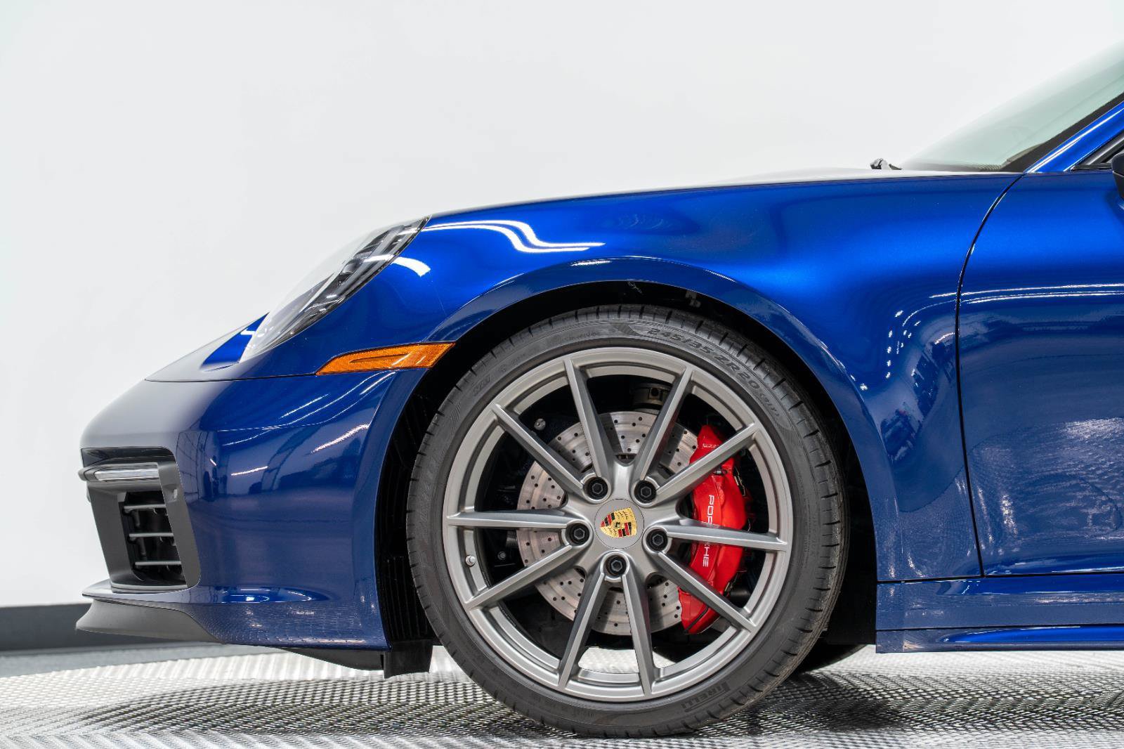 Used 2024 Porsche 911 Carrera 4S AWD/4WD image 10