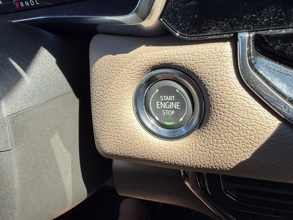 New 2026 GMC Canyon Denali AWD/4WD image 39