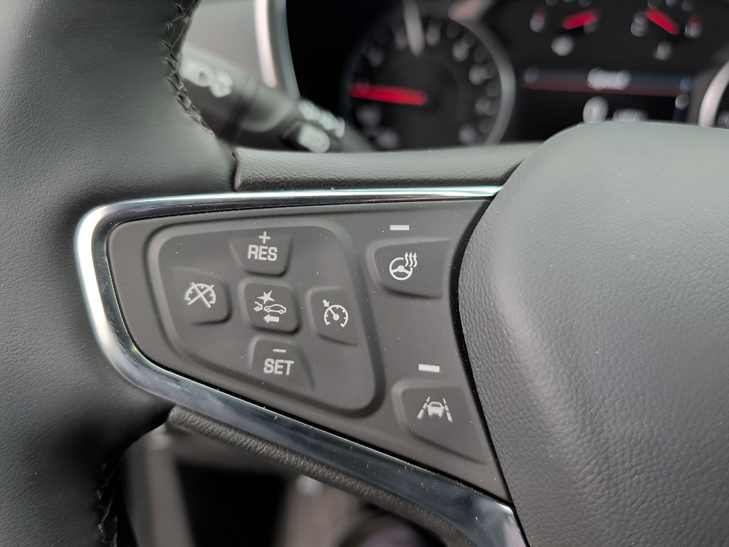Used 2024 Chevrolet Equinox LT AWD/4WD image 18