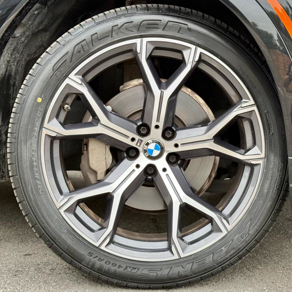 Used 2020 BMW X6 sDrive40i w/ M Sport Package RWD image 29