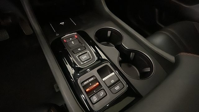 Used 2026 Honda Pilot TrailSport image 21