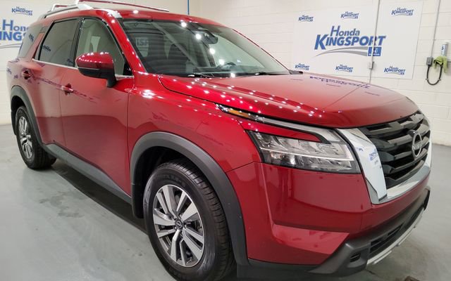 Used 2023 Nissan Pathfinder SL image 1