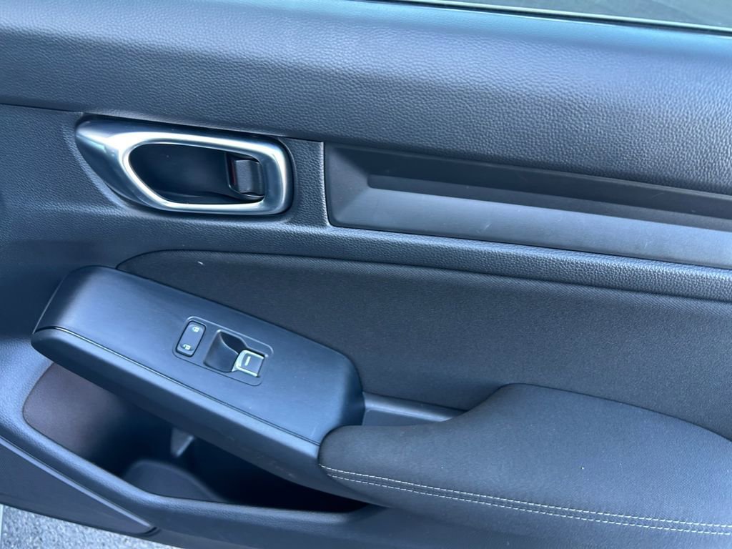 Used 2024 Honda Civic Sport image 29
