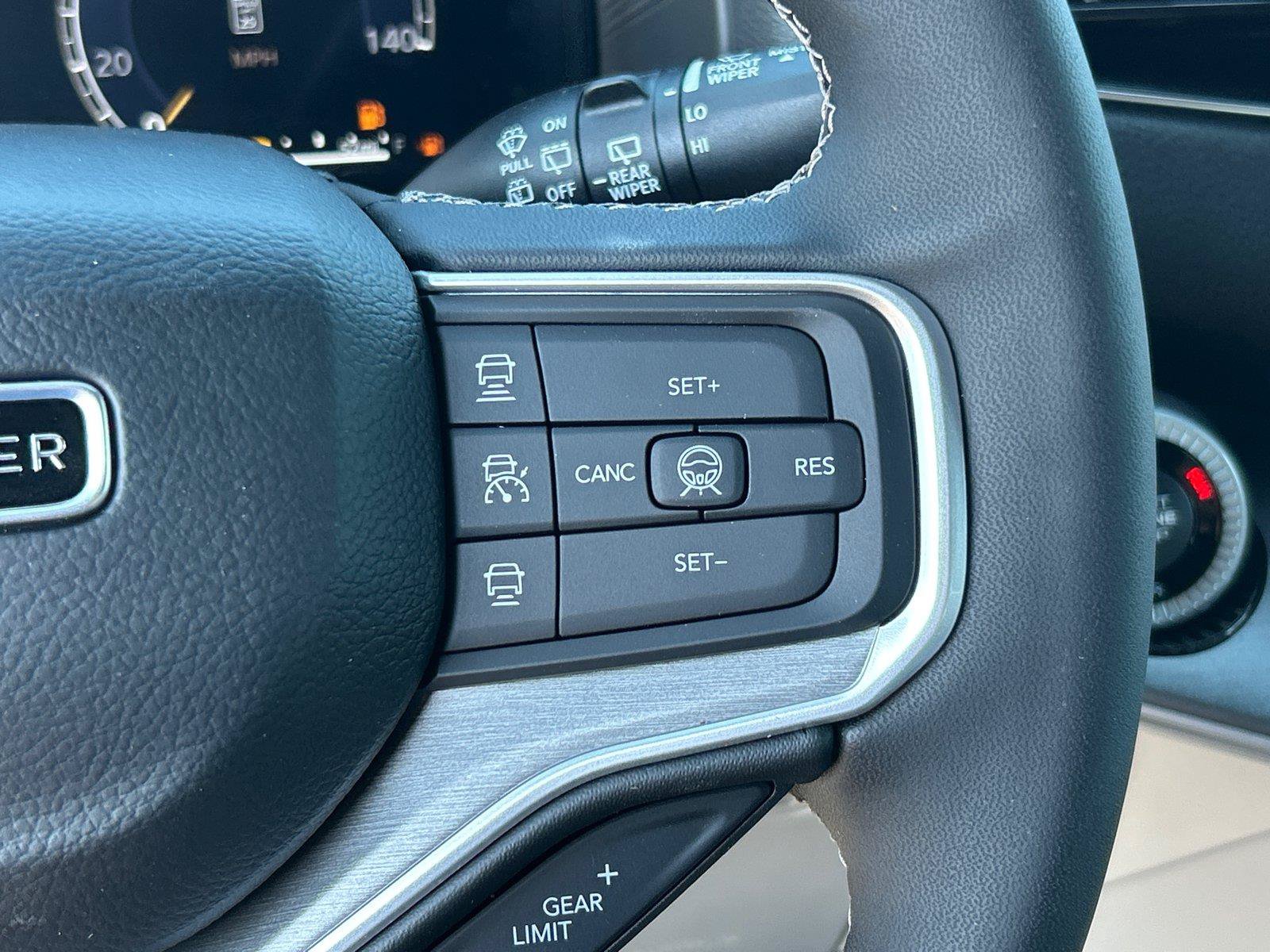 New 2026 Jeep Grand Wagoneer 2WD image 28