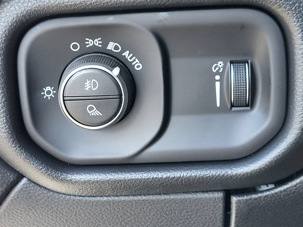 New 2026 RAM 2500 Tradesman AWD/4WD image 23