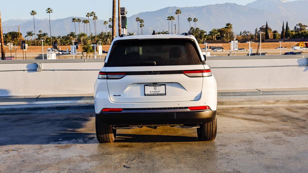 New 2026 Jeep Grand Cherokee Limited image 7