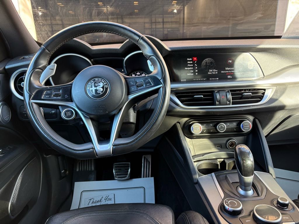Used 2018 Alfa Romeo Stelvio Ti Sport image 30