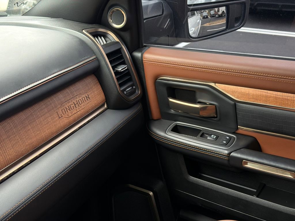 Used 2023 RAM 2500 Limited AWD/4WD image 11