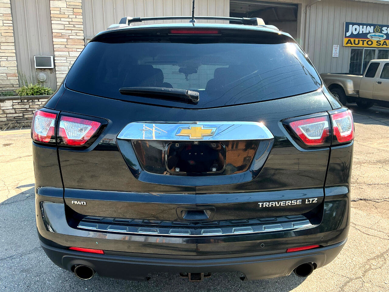 Used 2014 Chevrolet Traverse LTZ image 4