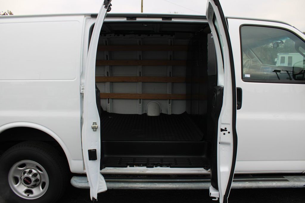 Used 2023 GMC Savana 2500 w/ Driver Convenience Package RWD image 36