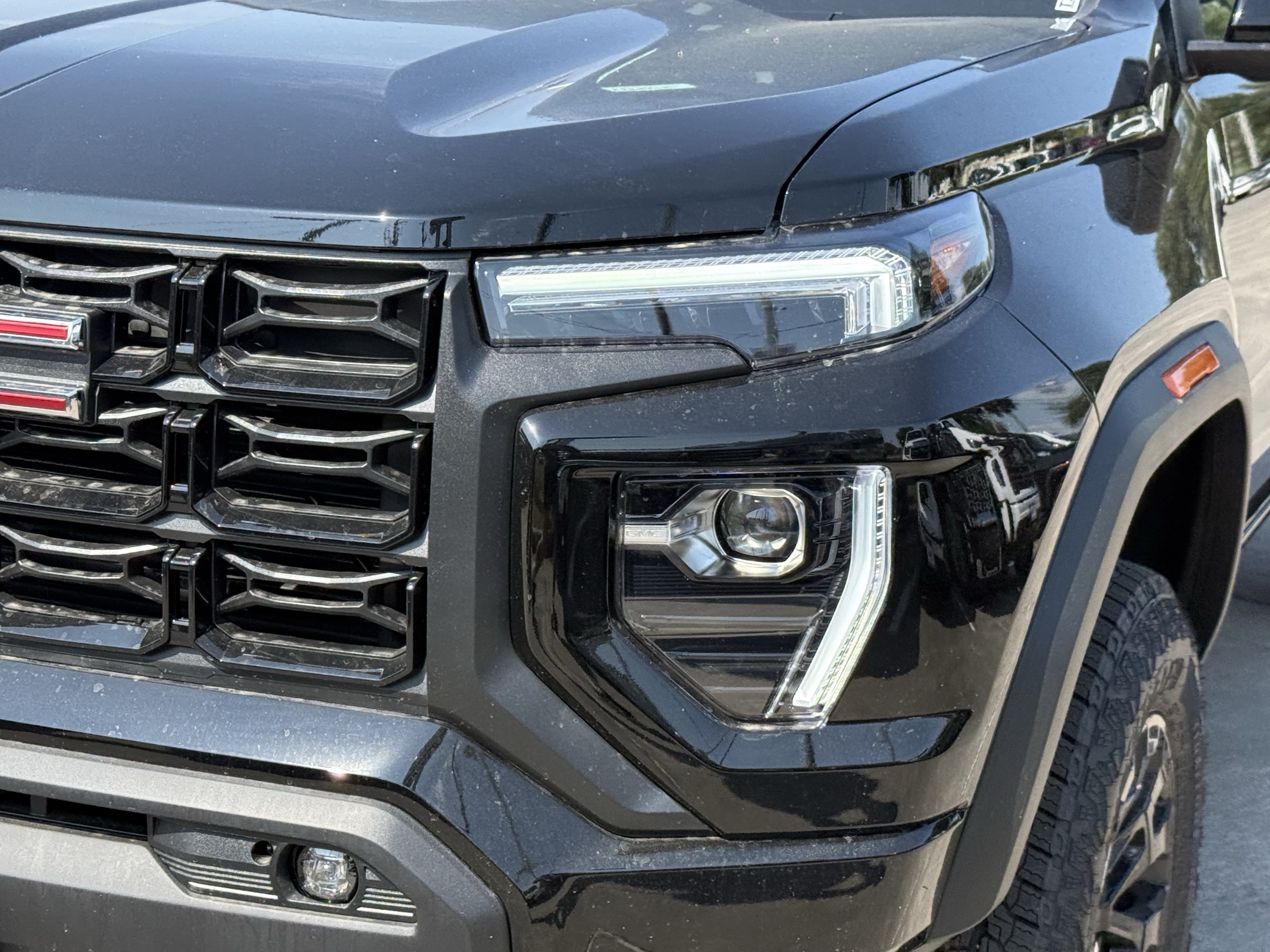 New 2026 GMC Canyon Elevation w/ Convenience Package RWD image 8