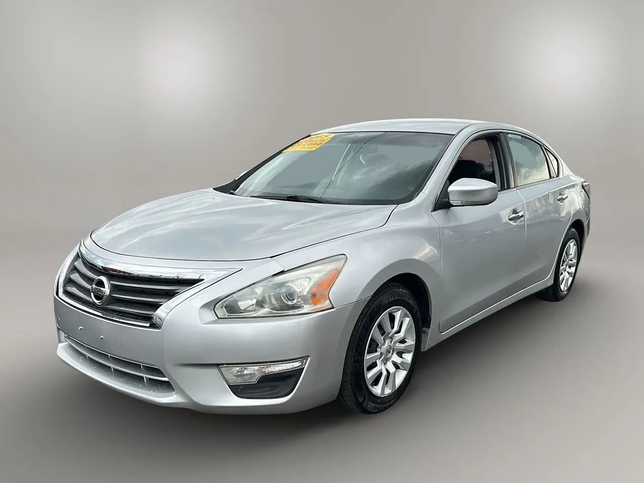 Used 2015 Nissan Altima 2.5 S w/ Power Driver Seat Package FWD image 1