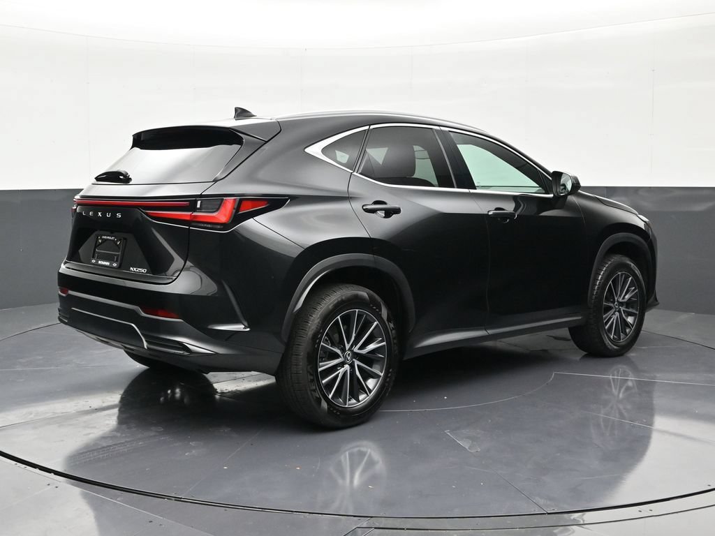 Used 2024 Lexus NX 250 FWD w/ Towing Package (2000 Lbs) image 5