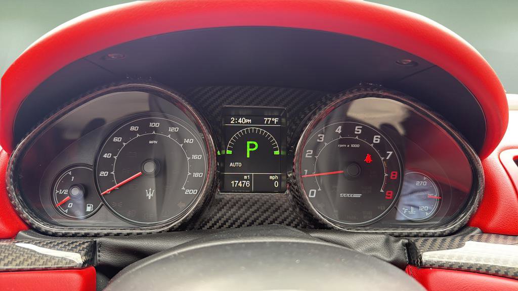 Used 2015 Maserati GranTurismo Sport image 20