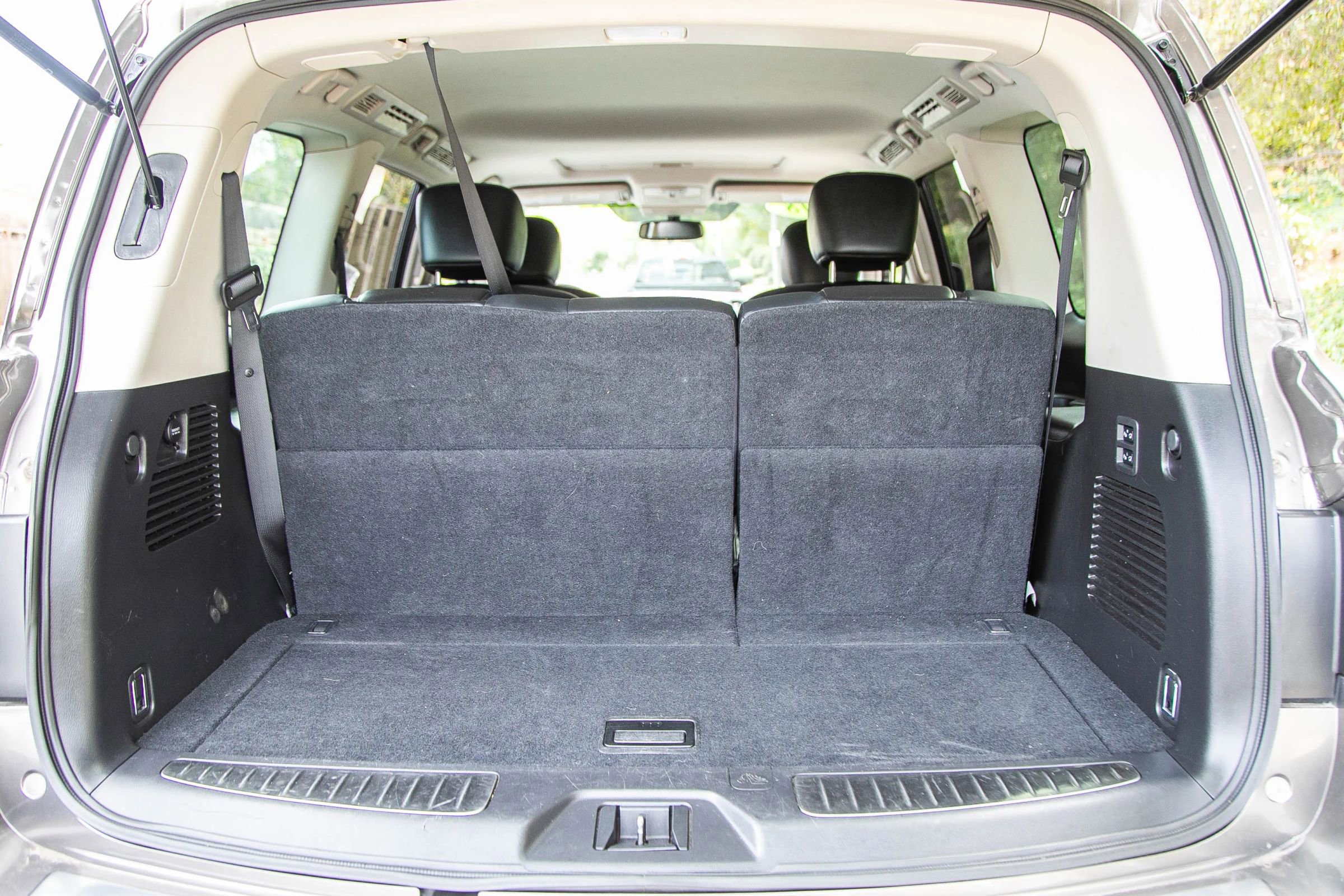 Used 2018 INFINITI QX80 Sport Utility 4D image 34