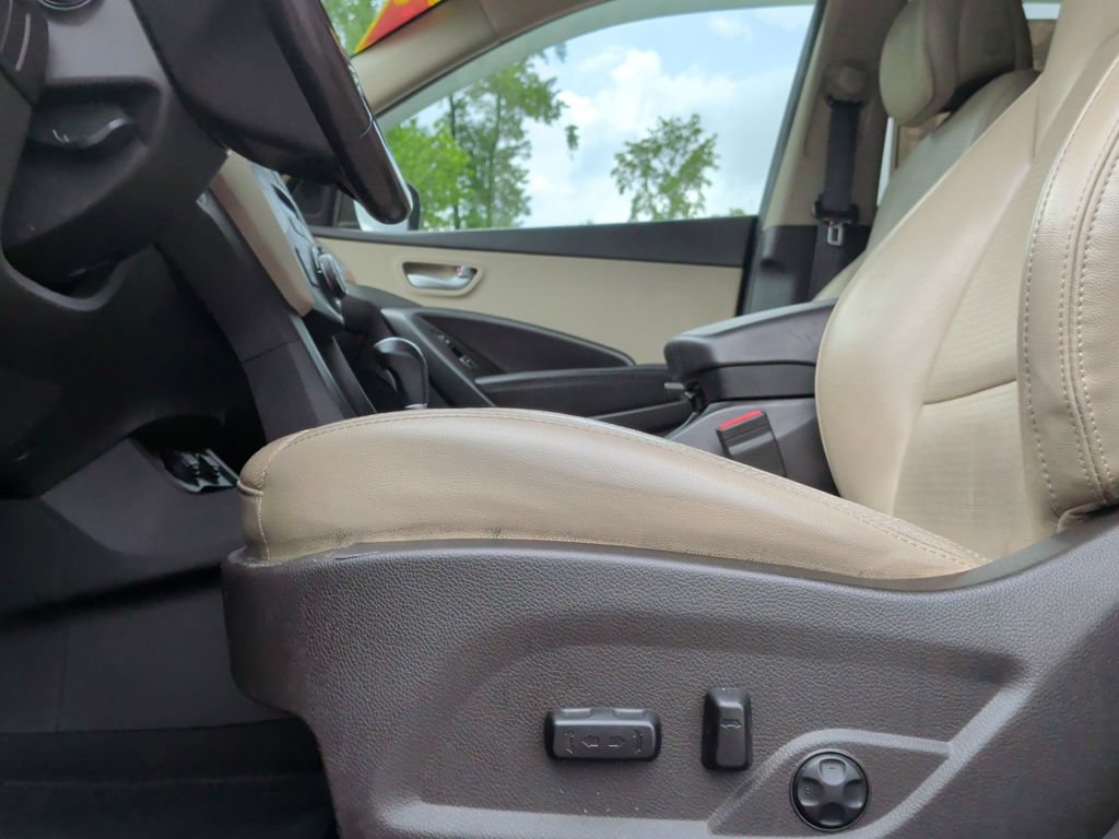Used 2013 Hyundai Santa Fe Sport 2.0T FWD image 9