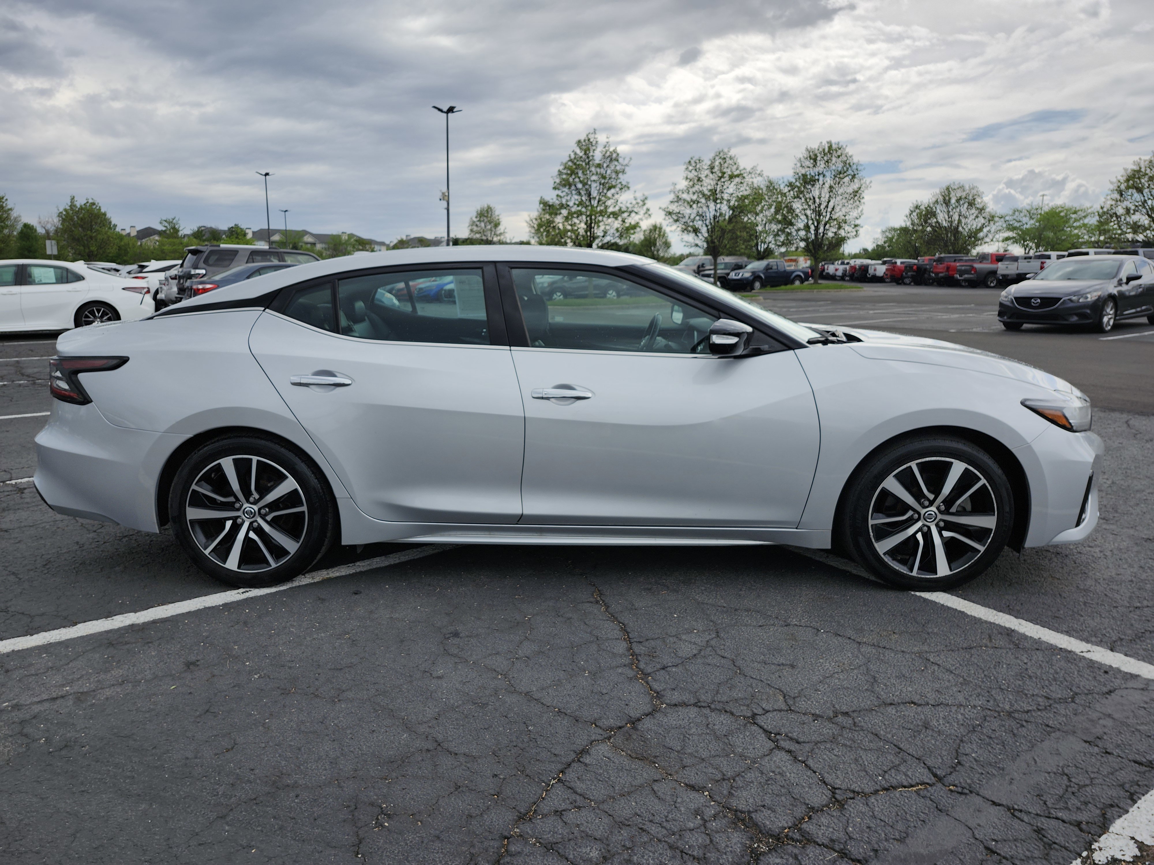 Used 2021 Nissan Maxima 3.5 SV w/ Floor Mat Group FWD image 19