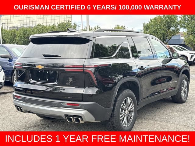 Used 2025 Chevrolet Traverse LT FWD image 2
