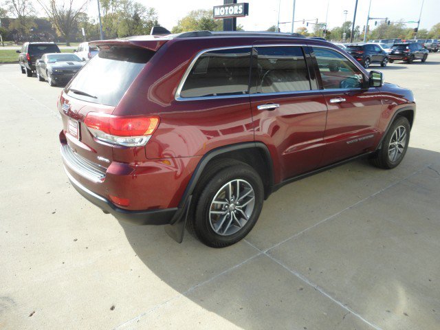 Used 2018 Jeep Grand Cherokee Limited AWD/4WD image 15