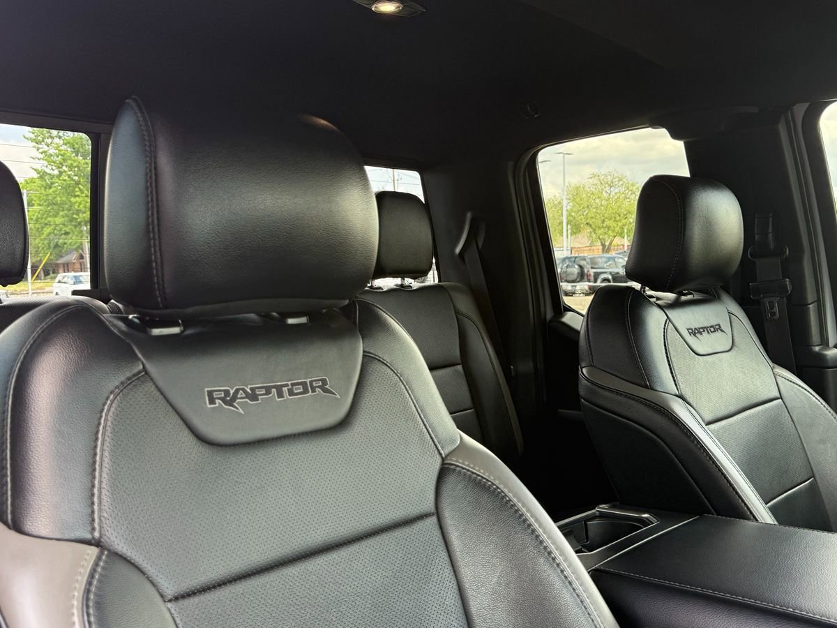 Used 2017 Ford F150 Raptor w/ Equipment Group 802A Luxury image 32
