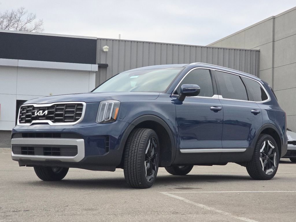 Used 2023 Kia Telluride S w/ S Sunroof Package image 13