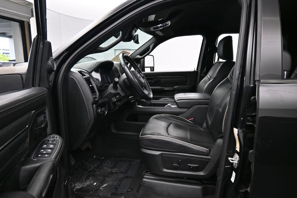 Used 2023 RAM 2500 Limited AWD/4WD image 10